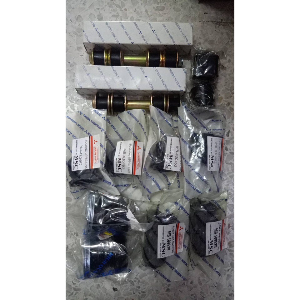 ชุดบู๊ชปีกนก-ยางช่วงล่าง MITSUBISHI CYCLONE  ไซโคลน ประกอบด้วยสกรูกันโคลง ลูกยางกันโคลง บู๊ชปีกนกบน-