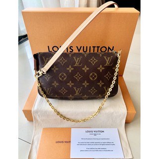 LV Pochette monogram Canvas แท้ DC 01