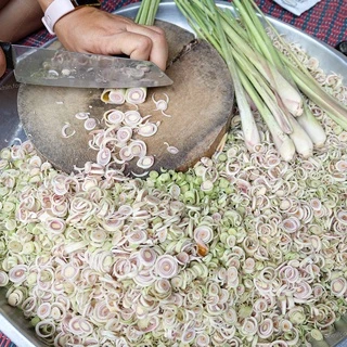 พริกลาบมะแขว่นพร้อมปรุง สูตรเมืองแพร่ แผง 12 ซอง