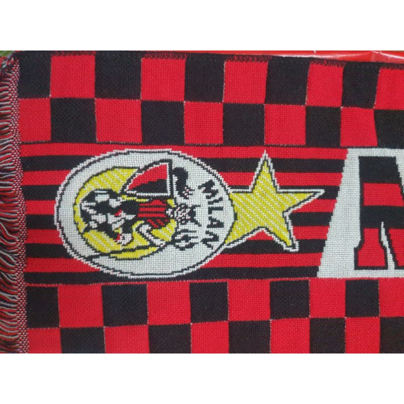 ผ้าพันคอACmilanของแท้