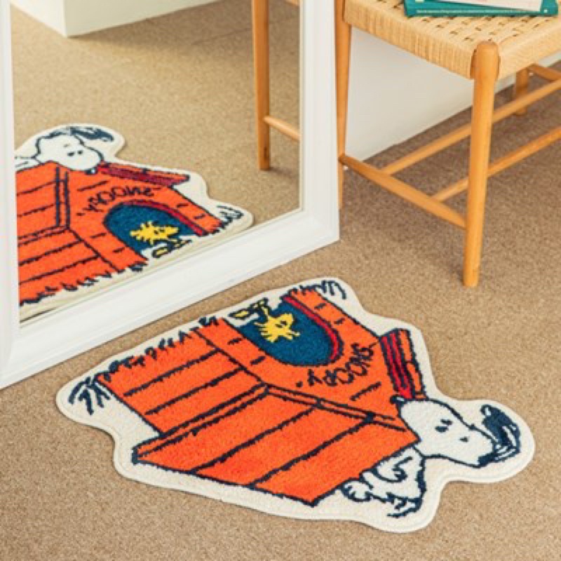 [Peanuts] Snoopy house rug Shopee Thailand