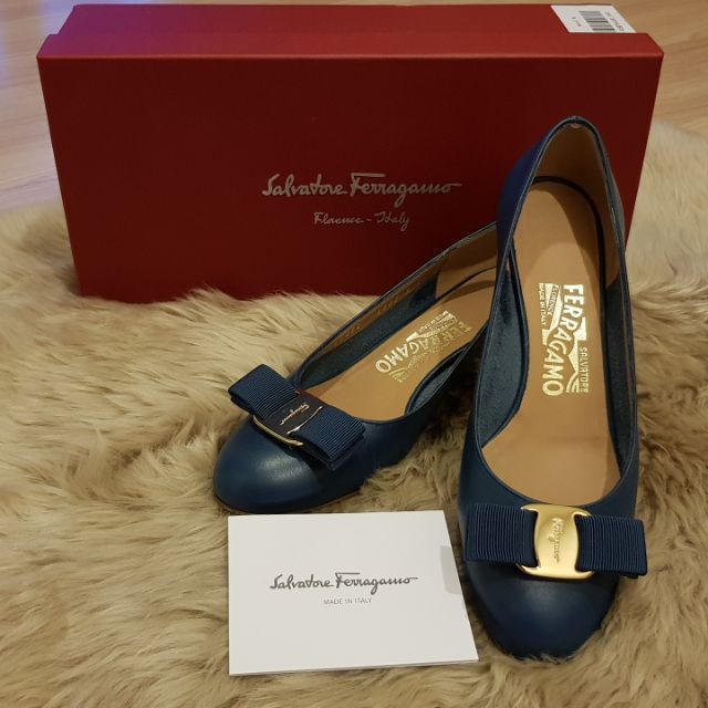 👠👑โหมดชะนีเปิดกรุ รองเท้าส้นสูง Salvatore Ferragamo  ใส่สองครั้งสภาพนางฟ้า😂 | Shopee Thailand