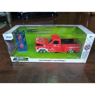 chevrolet c10 stepside 1:24