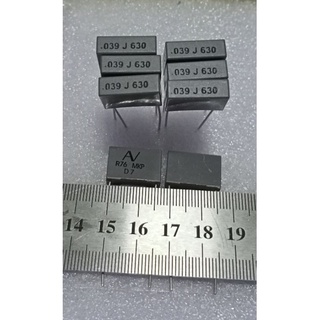 0.039uf 630vdc MKT ขาห่าง15มิล สี่เหลี่ยมสีเทา 0.039 J   630v Capacitor สินค้าของดีในไทยพร้อมส่ง(10ชิ้น)