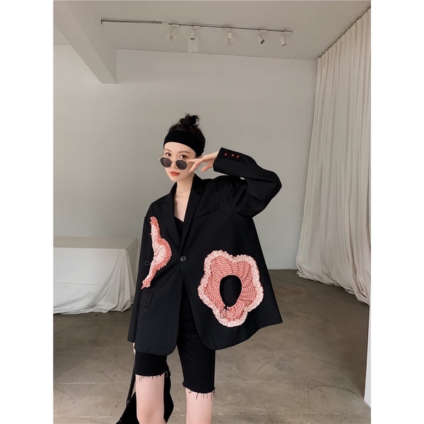 [SH0066] Blazer สีดำ ปักดอกไม้เพิ่มความเก๋ เบลเซอร์สีดำ เสื้อคลุมสูททรงหลวมสำหรับผู้หญิง ชุดทำงานผู้