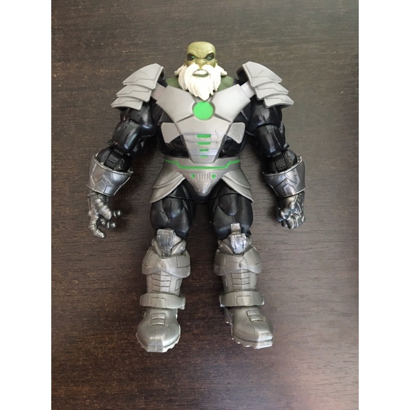 Hasbro Marvel Universe Legends Series Maestro Hulk 3.75 1:18