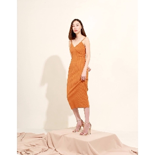 PAING เดรสสายเดี่ยว ผ้ายืด รุ่น Luna Dress (Brown Color)