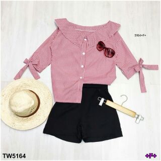 Set 2 ชิ้น เสื้อเชิ้ตทรงคอกว้างแต่งปก ลายสก็อ