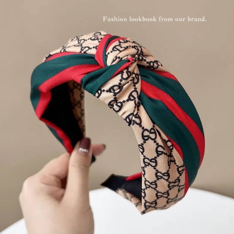 พร้อมส่ง ที่คาดผมGG เรียบหรูดูแพง เก็บผมได้หมดไม่รัดหัว น่ารักทั้ง2สี - รูปที่ 2