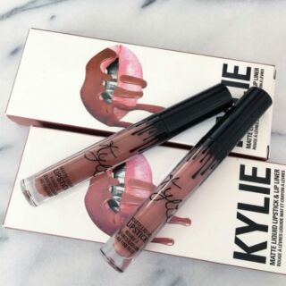 พร้อมส่ง! supersale ! ลิปแมท Kylie Lips Kit