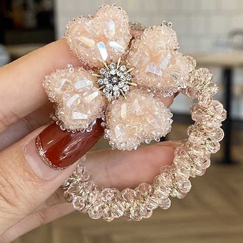 [Yannes] Full Diamond Four-Leaf Clover Crystal Headband Classy Influencer Hair Tie เชือกผม Diamond-Studded Bear Hair Tie เครื่องประดับผมผม Band Scrunch
