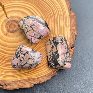 เซ็ตหินโรโดไรต์ ก้อนขัดมัน 3ชิ้น (Rhodonite Tumbled Set) #4