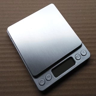 UNITBOMB เครื่องชั่งดิจิตอล Kitchen Scale Digital Scale รุ่น 2 กิโลกรัม สีเงิน