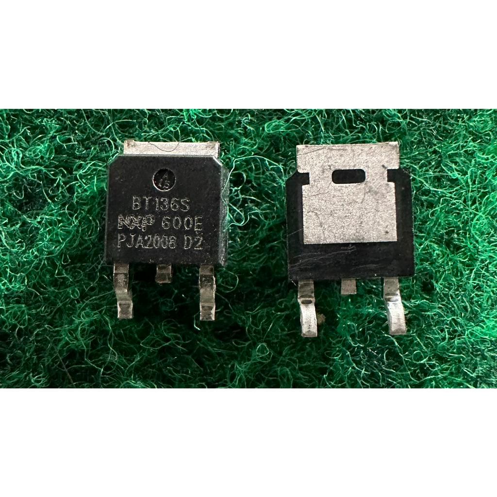 TRIAC BT136S-600E BT136S , BTA208S-800B BTA208S , BT136S-800D , BTA208S-600B , TO252 จำนวน 1 ตัว