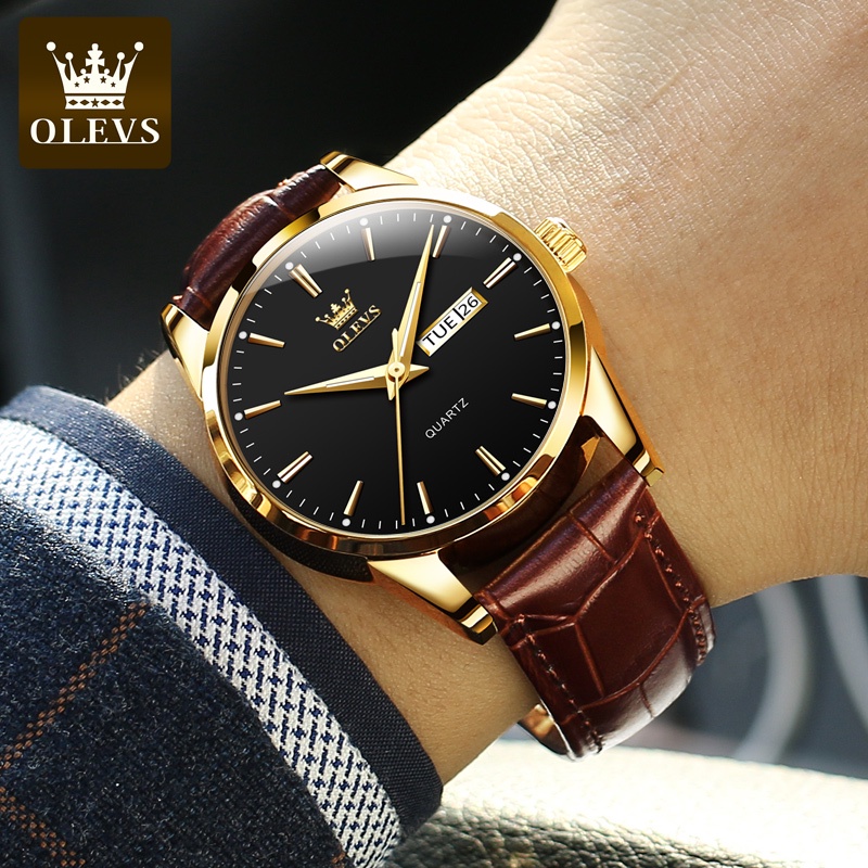 OLEVS นาฬิกาข้อมือผู้ชาย สายหนังสีน้ำตาล กันน้ำ 100% มีไฟส่องสว่าง เรียบง่ายและมีสไตล์ นาฬิกาควอตซ์ ของขวัญวันเกิดผู้ชาย นาฬิกาข้อมือ รุ่น 6898