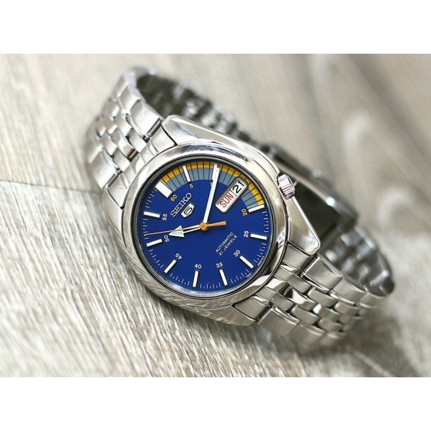 นาฬิกา Seiko Automatic รุ่น SNK371K1 นาฬิกาสำหรับผู้ชาย สายแสตนเลส หน้าปัดน้ำเงิน ของแท้ 100% รับประกัน 1 ปี
