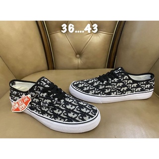 รองเท้าผ้าใบ Vans  น้ำหนักเบา ใส่สบาย มีหลายสี มีเก็บปลายทาง