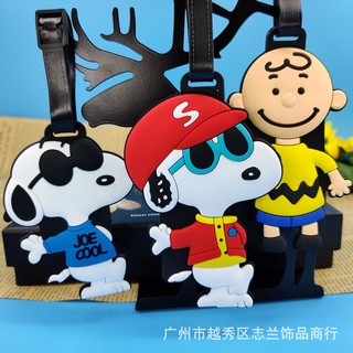 ป้ายยาง PVC แบบนิ่ม ลายการ์ตูนอนิเมะ Snoopy แบบสร้างสรรค์ สําหรับกระเป๋าเดินทาง