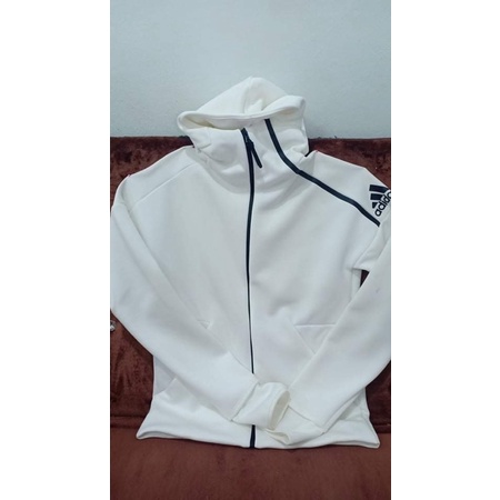 adidas zneสีขาวสะอาดสวยมาก