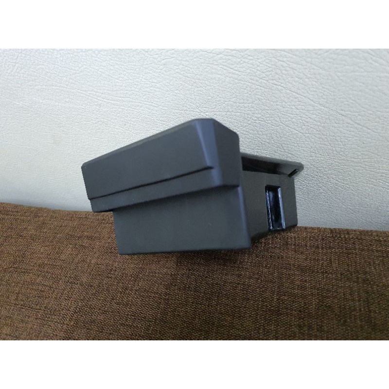 ถาดเขี่ยบุหรี่  isuzu buddy  nkr 88 110  npr. 115