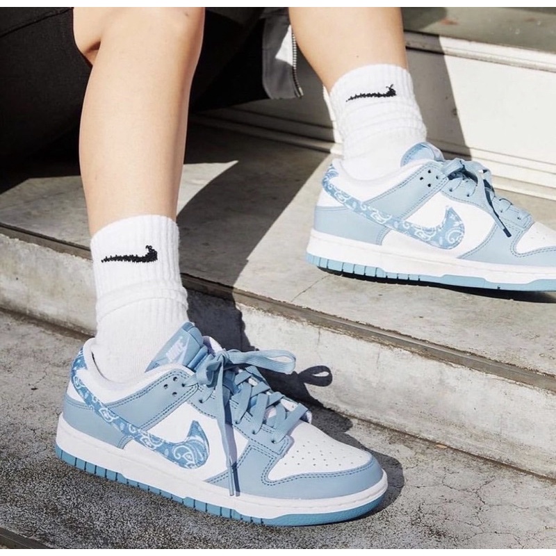 dunks blue paisley