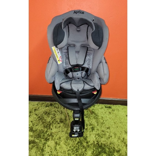 คาร์ซีทมือสอง APRICA Fladea HiDX (Seat belts)