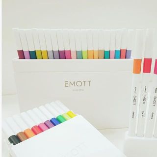 EMOTT LIMITED EDITION