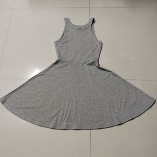 เดรสผ้าเรยอน cop.brand Zara ผ้าดียับยาก