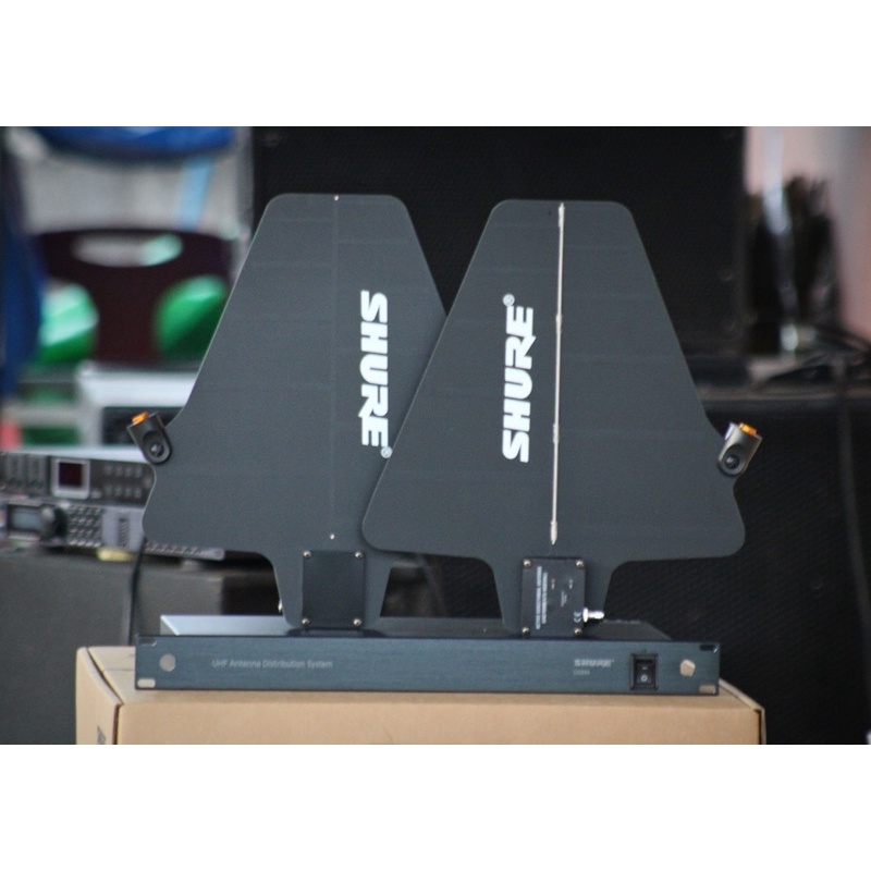 SHURE UA844 เครื่องขยายสัญญาณไมค์โครโฟนให้ไกลมากกว่า 100-200 เมตร
