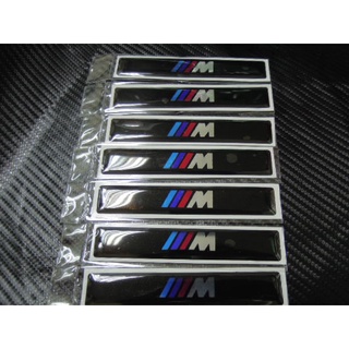 สติ๊กเกอร์ เทเรซิ่นนูน ///M ติดรถ BMW sticker แต่งรถ บีเอ็มดับบลิว สี่เหลี่ยมผืนผ้า พื้นสีดำ 3ขีด ||| เส้นดำ ติดก้านล้อ