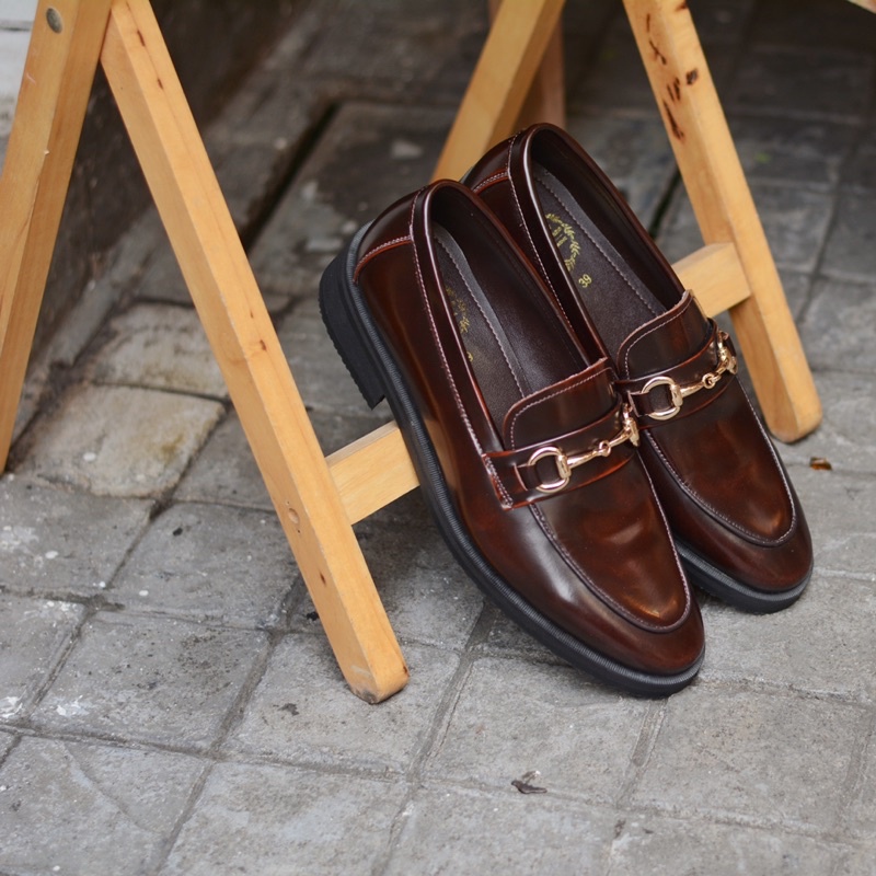 702 Arcobareno Horsebit Loafer Burgundy Black Soles