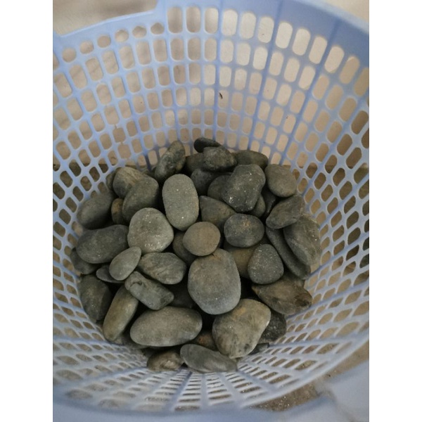 Blackish grey Pebble Stone House Decor Aquarium Pond 2กก