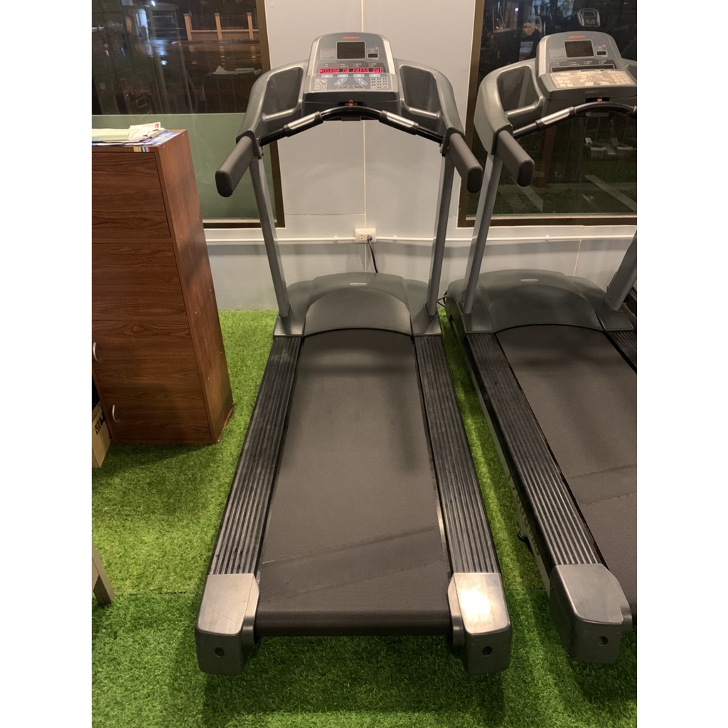 ลู่วิ่งไฟฟ้ามือสอง JOHNSON T7000