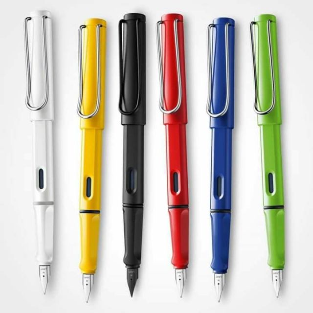 Lamy safari fountain pen