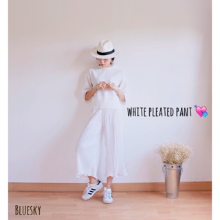 ♡ white pleated pants 💎💛