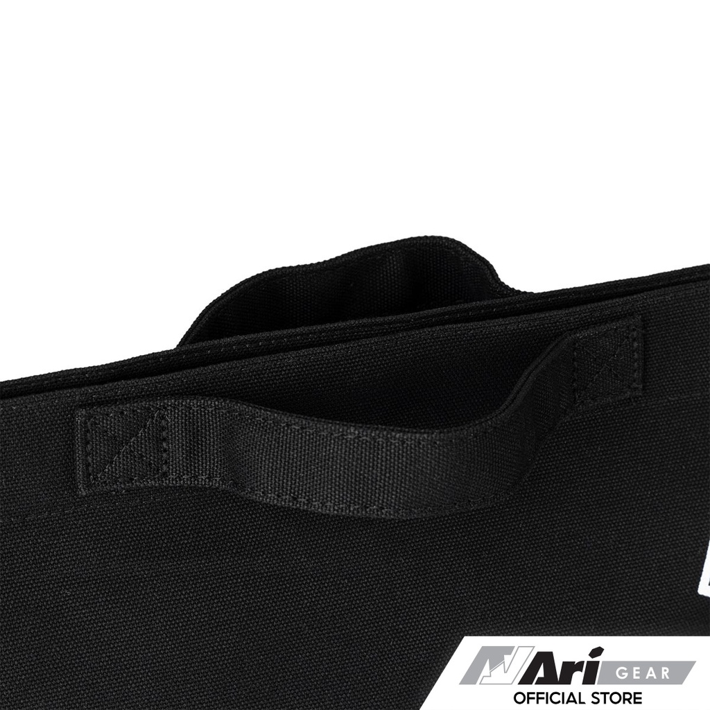 ARI SHOULDER BAG - BLACK (AHW1197-01) กระเป๋าสะพายไหล่ อาริ SHOULDER BAG สีดำ