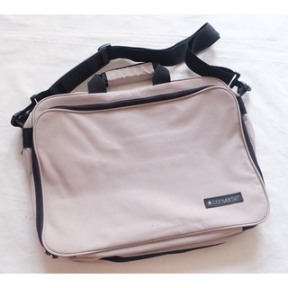 Converse Shoulder Bag กว้าง 12 นิ้ว ยาว 17 นิ้ว สีน้ำตาลอ่อน มือสอง ของแท้