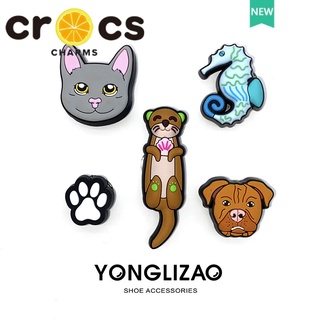 Crocs jibbitz charms Animal World Series น่ารัก การ์ตูน รองเท้า ดอกไม้ crocs แฟชั่น เครื่องประดับ DIY ตกแต่งรองเท้า หัวเข็มขัด