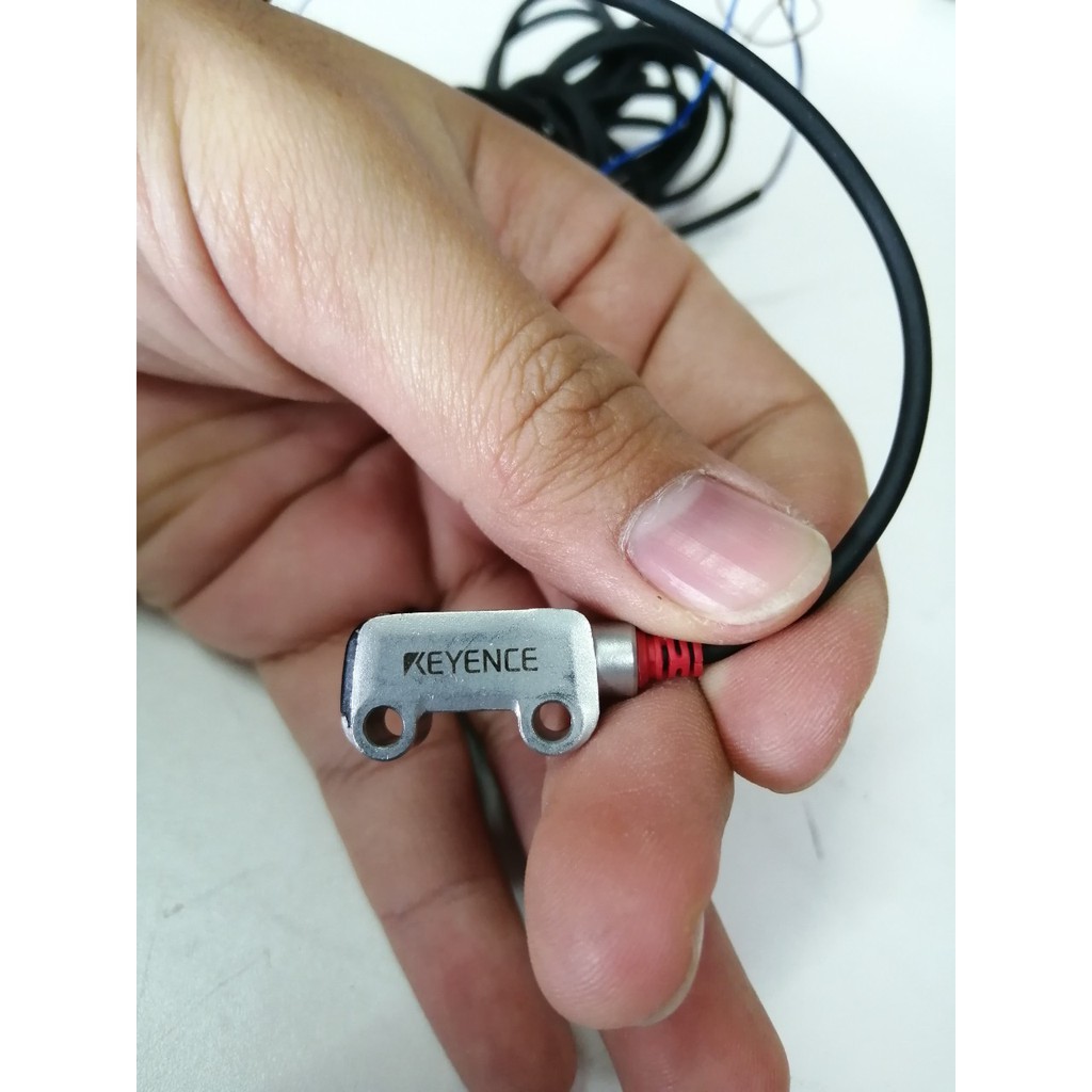 KEYENCE Photoelectric Sensor (PR-M51N3)