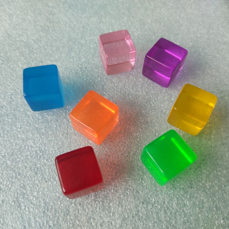 Cube พลาสติกใส ขนาด 1.5 ซม. (ราคาต่อชิ้น)