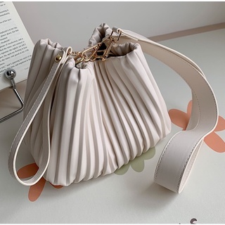 [พร้อมส่ง] Ruched Pleat