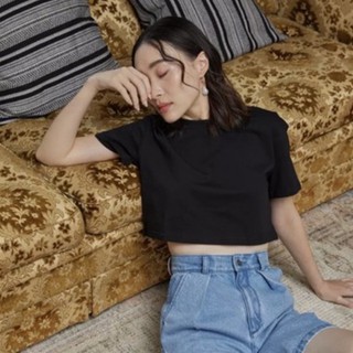 สินค้าใหม่ เสื้อครอป แบรนด์ The Wardrobe #TWD BASIC CROPPED TEE 03 สี Black