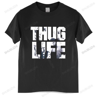 [COD]เสื้อยืดผ้าฝ้าย พิมพ์ลายอัลบั้ม THUG LIFE TUPAC SHAKUR SAKUR 2PAC แฟชั่นฤดูร้อน สําหรับผู้ชายS-5XL