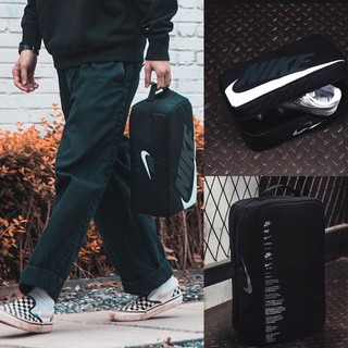 กระเป๋าใส่รองเท้า Nike Shoebox bag