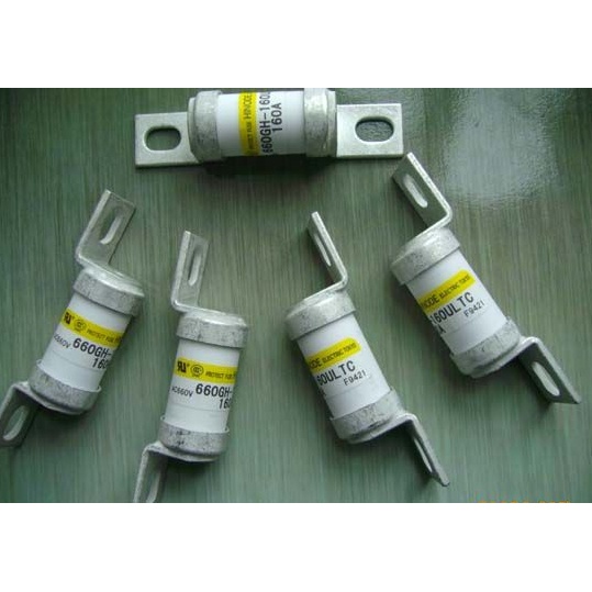 Hinode PROTECT FUSE 660GH-32ULTC 32A 660GH-35ULTC 35A 660GH-40ULTC 40A 660GH-50ULTC 50A 660GH-63ULTC