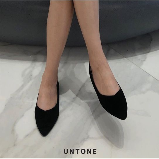 รองเท้าคัชชูไซส์ใหญ่ 35-46 ส้น 0.5 สีดำ ผ้านูบัค แบรนด์ UNTONE