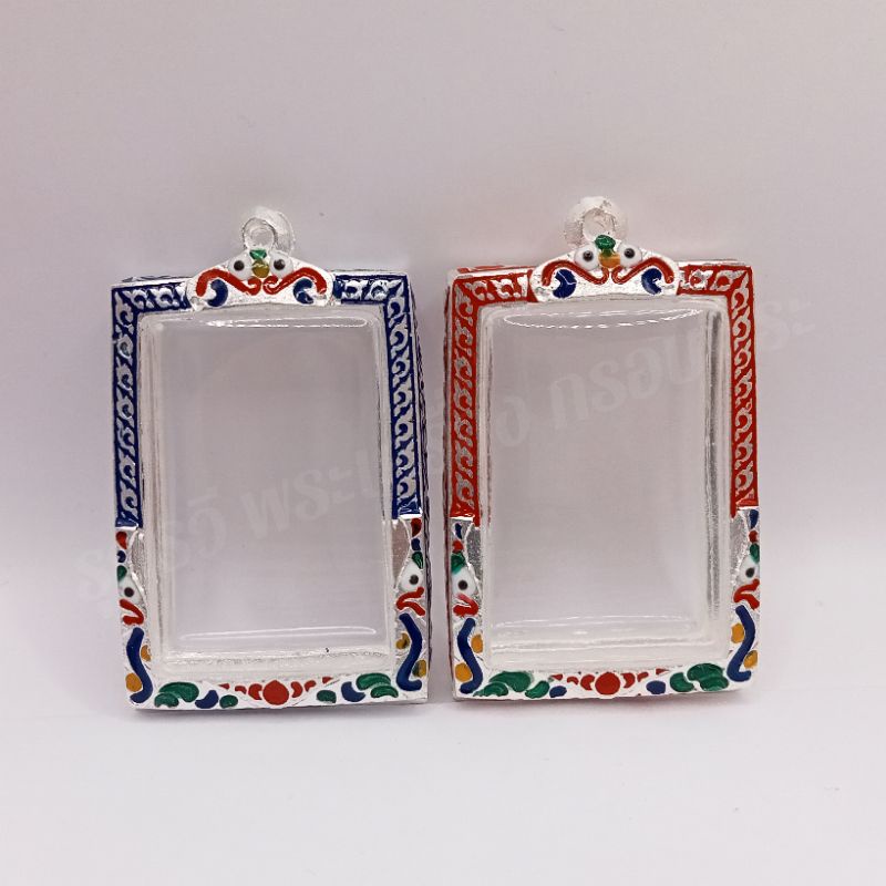 กรอบพระ กรอบพระเงินผสม | ใส่รูปภาพใหญ่หลวงพ่อกวย | กว้าง3.1*สูง4.6cm(ขนาดจอกระจก)
