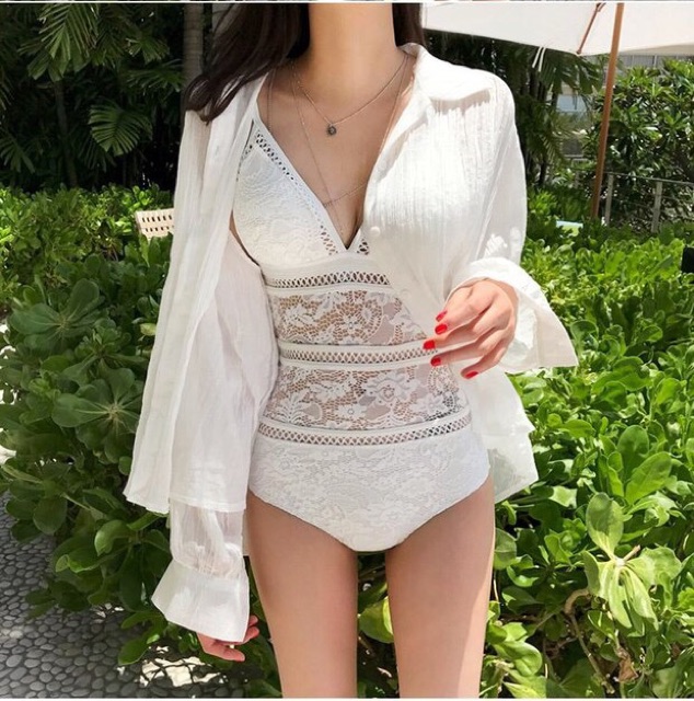 𝗔𝗟𝗜𝗖𝗘𝗕𝗥𝗔 ชุดว่ายน้ำวันพีทลูกไม้ขาว มีฟองน้ำเสริม ผ้าหนาไม่บาง สวยมากจ้า #C02