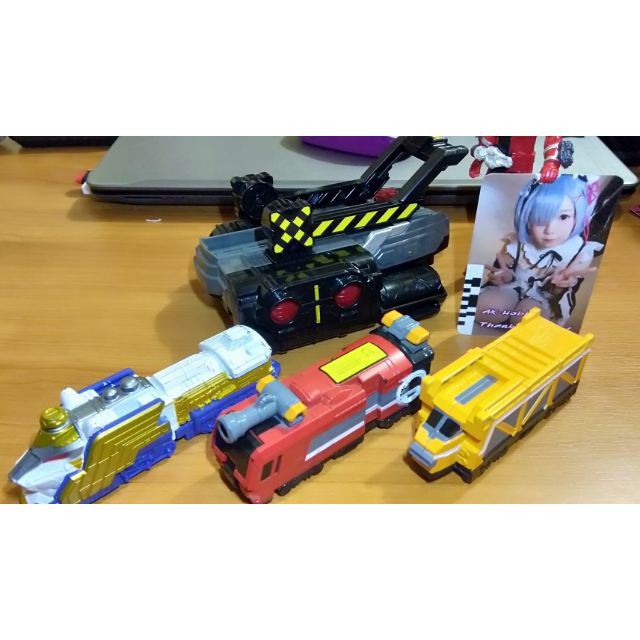 อุปกรณ์แปลงร่าง ขบวนการรถไฟมหานะเธอ ToQger :DX ToQ changer