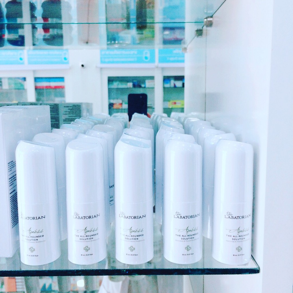 the labatorian acne serum